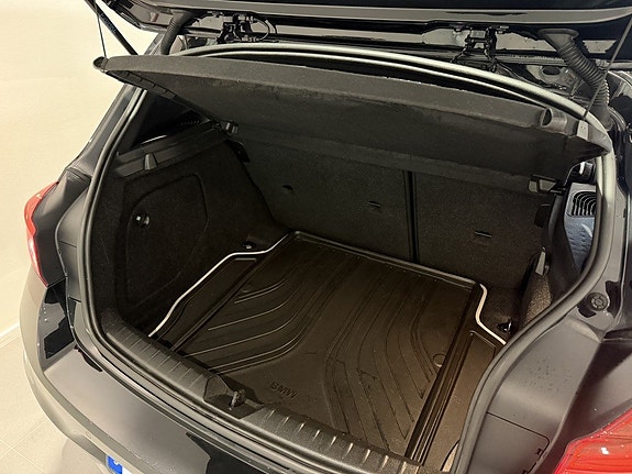 BMW 118d 6 of 17