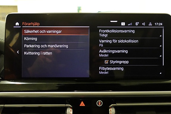 BMW iX3 12 of 30