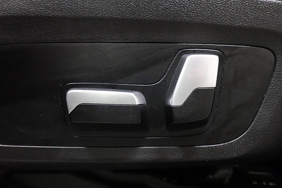 BMW iX3 21 of 30