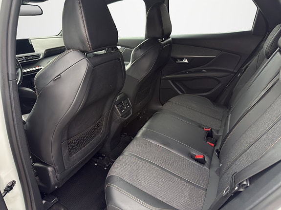 Peugeot 3008 13 of 19