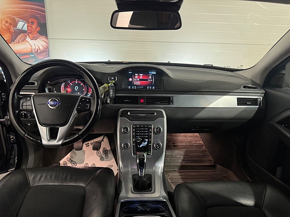 Volvo V70 10 of 22