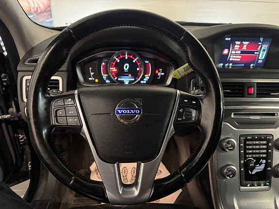 Volvo V70 12 of 22
