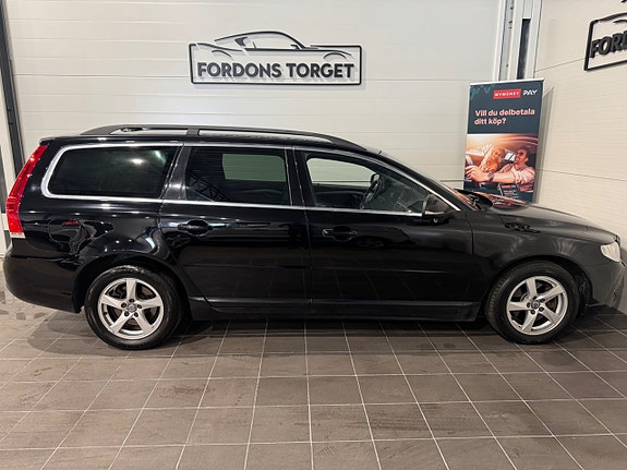 Volvo V70 5 of 22