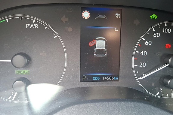 Toyota Yaris 13 of 13