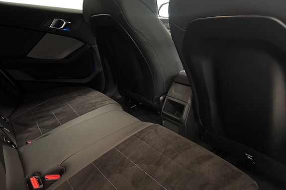 BMW 120 7 of 19