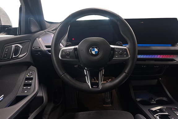 BMW 120 9 of 19