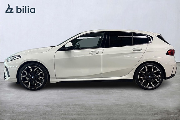 BMW 120 3 of 19