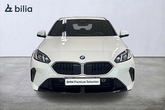 BMW 120 5 of 19