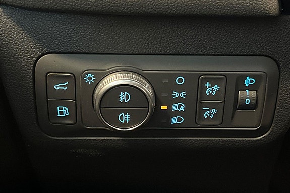 Ford Kuga 15 of 30