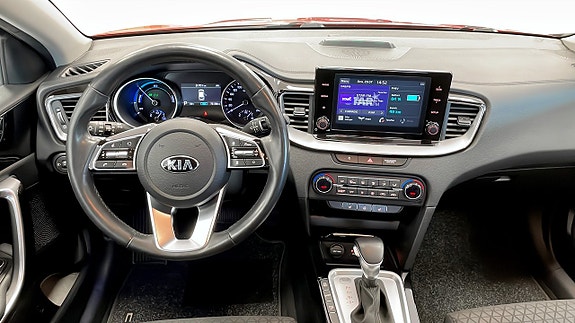 Kia Ceed 4 of 9