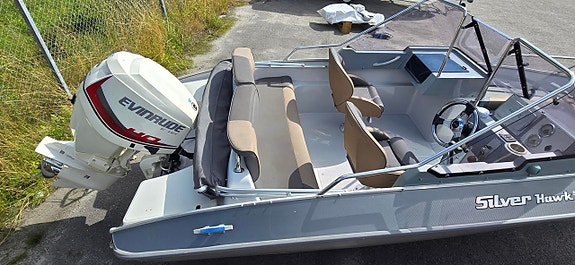 Silver Hawk 2016 / Evinrude 90 E-TEC HO 7 of 8