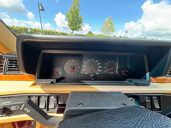Volvo 780 5 of 8