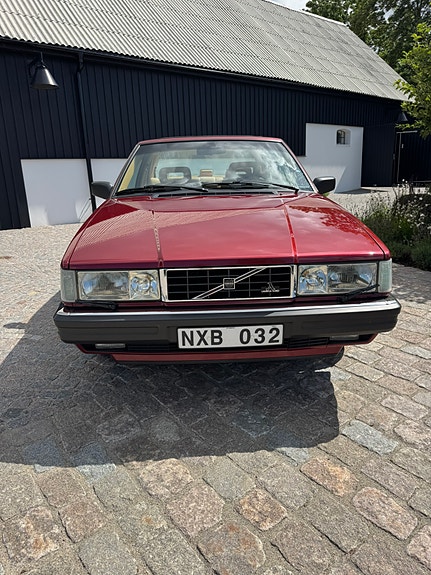 Volvo 780 3 of 8