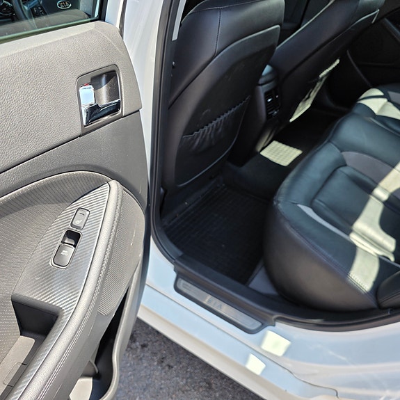 Kia Optima 15 of 17