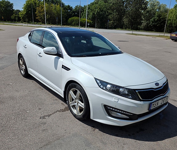 Kia Optima 4 of 17