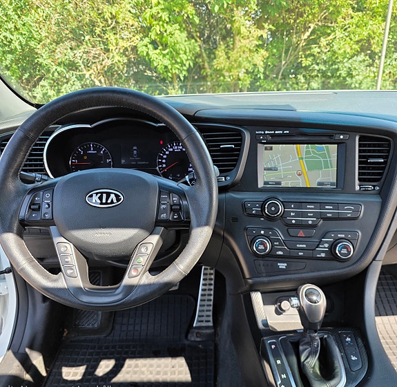 Kia Optima 6 of 17