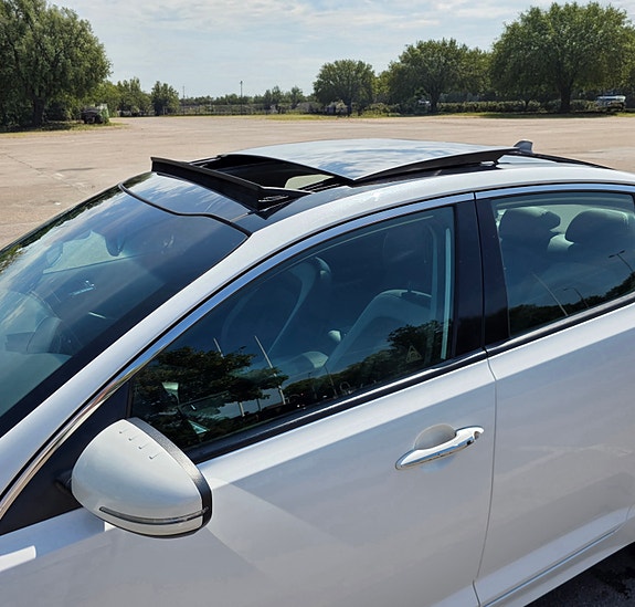 Kia Optima 5 of 17