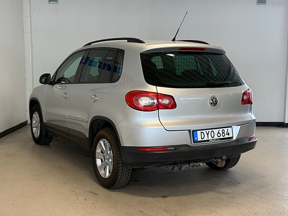 Volkswagen Tiguan 4 of 11