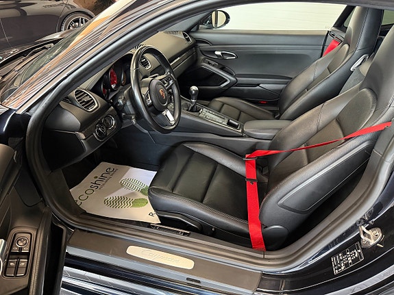 Porsche 718 Cayman 5 of 30