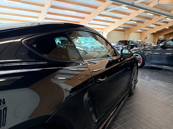 Porsche 718 Cayman 20 of 30