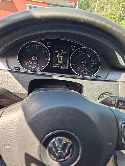 Volkswagen Passat 6 of 7
