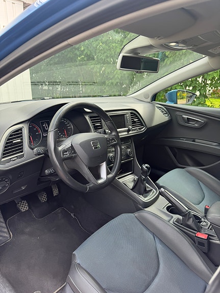 Seat Leon 6 of 6