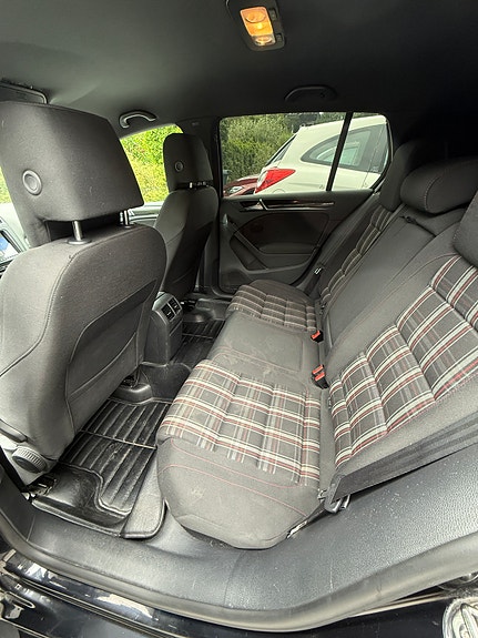 Volkswagen Golf VI 8 of 11