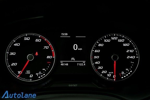 Seat Arona 18 of 28