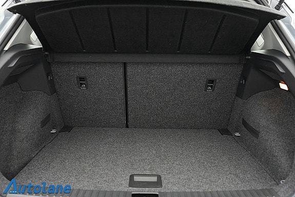 Seat Arona 28 of 28