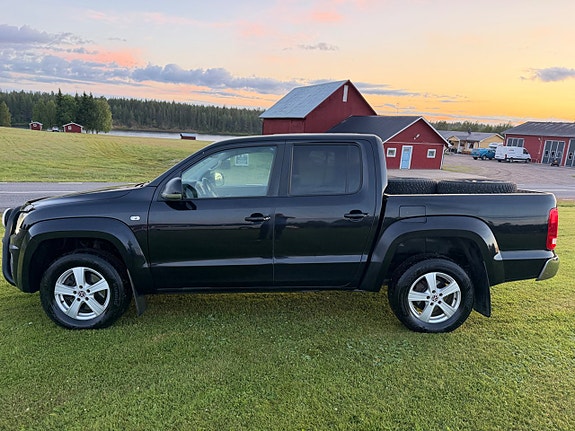 Volkswagen Amarok 3 of 18