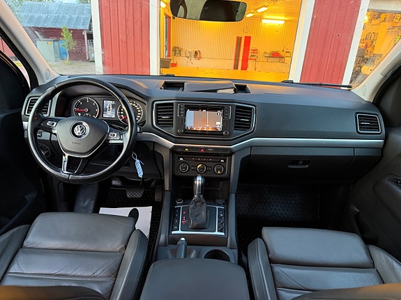Volkswagen Amarok 17 of 18
