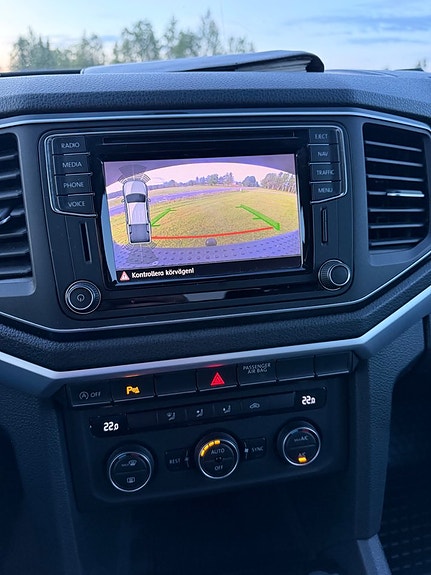 Volkswagen Amarok 18 of 18