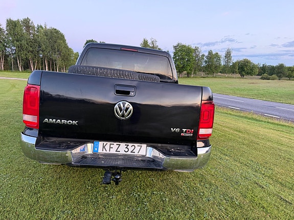 Volkswagen Amarok 6 of 18