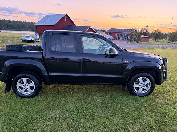 Volkswagen Amarok 10 of 18
