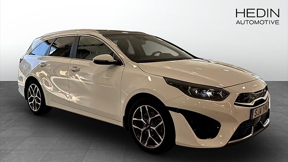 Kia Ceed 3 of 12