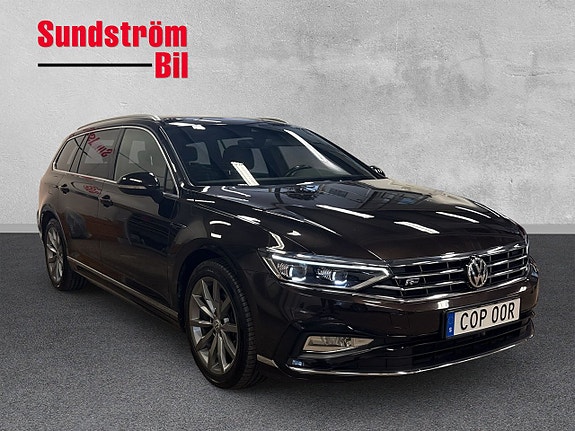 Volkswagen Passat 9 of 25
