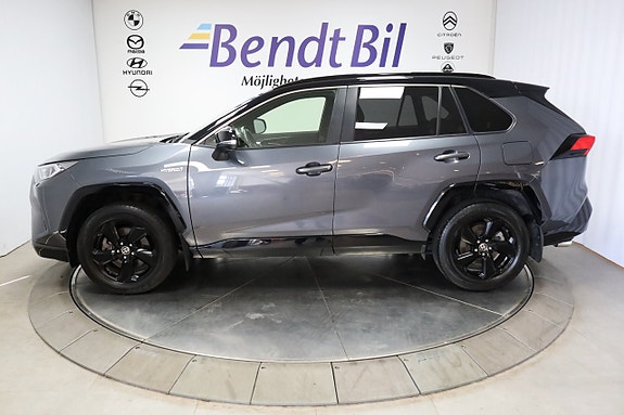Toyota RAV4 5 of 25