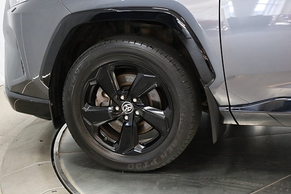 Toyota RAV4 25 of 25