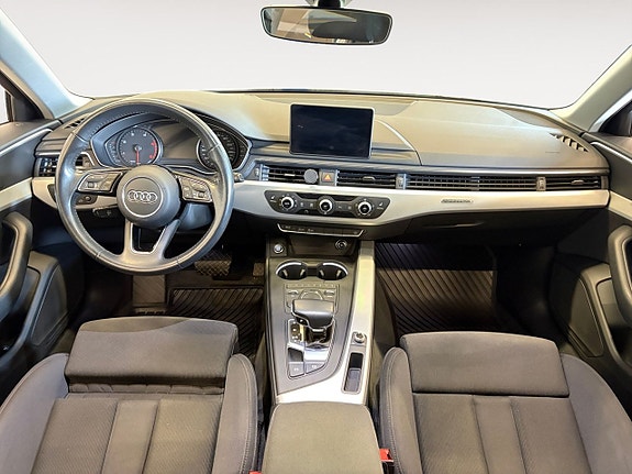 Audi A4 10 of 19