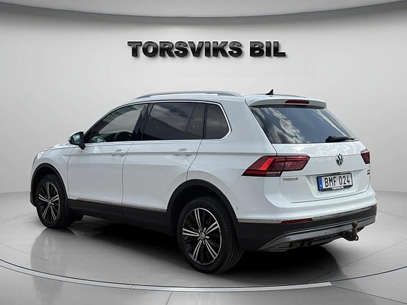 Volkswagen Tiguan 4 of 26