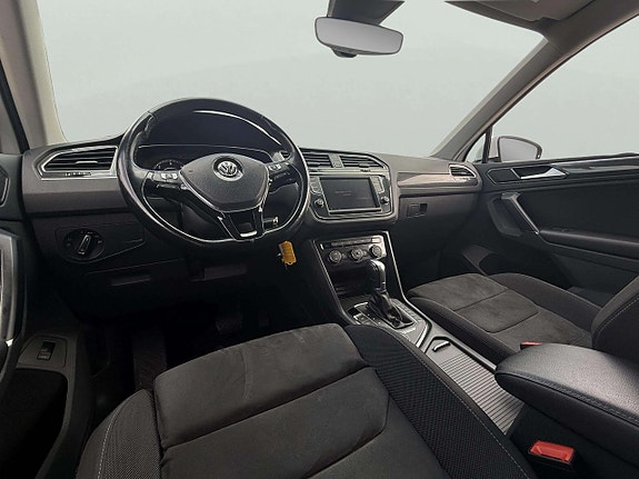 Volkswagen Tiguan 13 of 26
