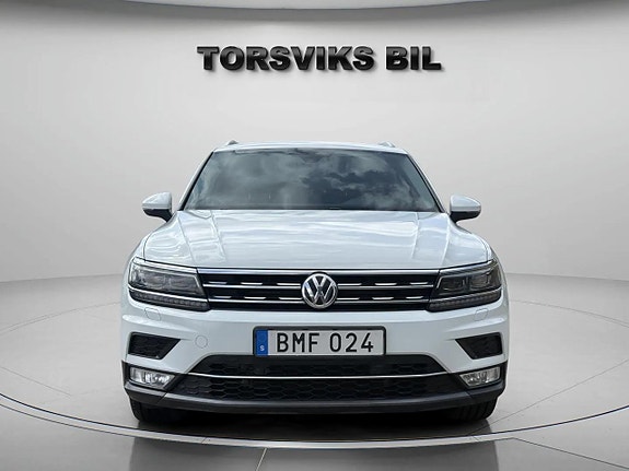 Volkswagen Tiguan 9 of 26