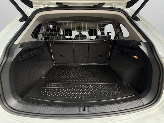 Volkswagen Tiguan 17 of 26