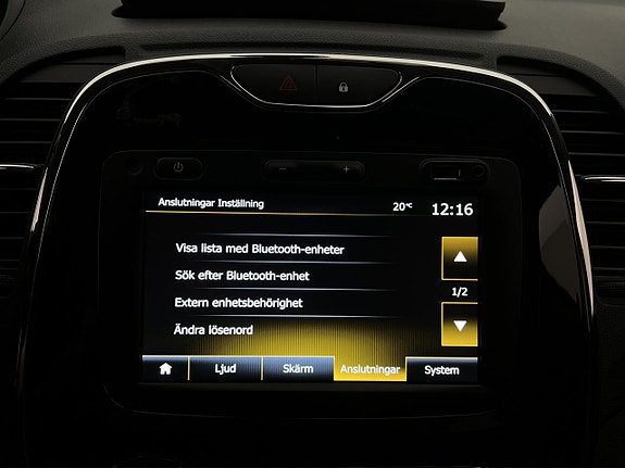 Renault Captur 20 of 29