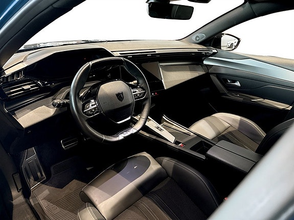 Peugeot 408 4 of 15