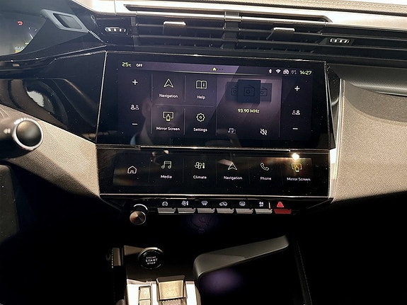 Peugeot 408 9 of 15