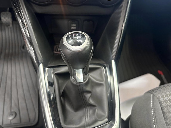 Mazda 2 14 of 15