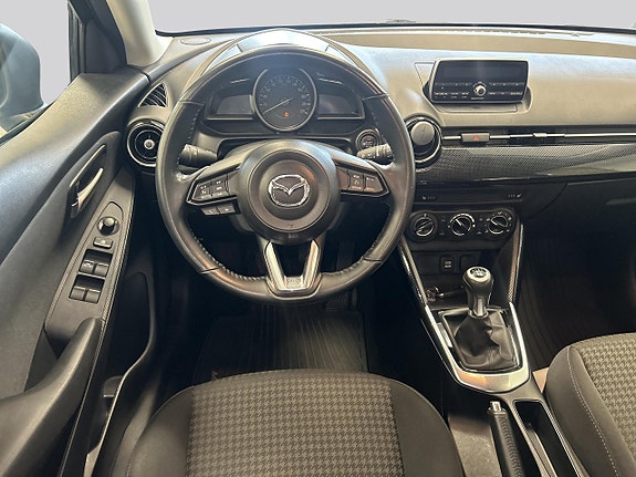 Mazda 2 7 of 15