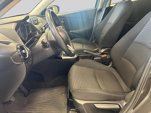 Mazda 2 8 of 15