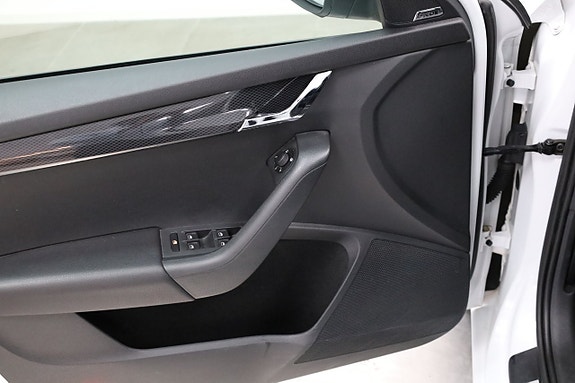 Skoda Octavia 10 of 23